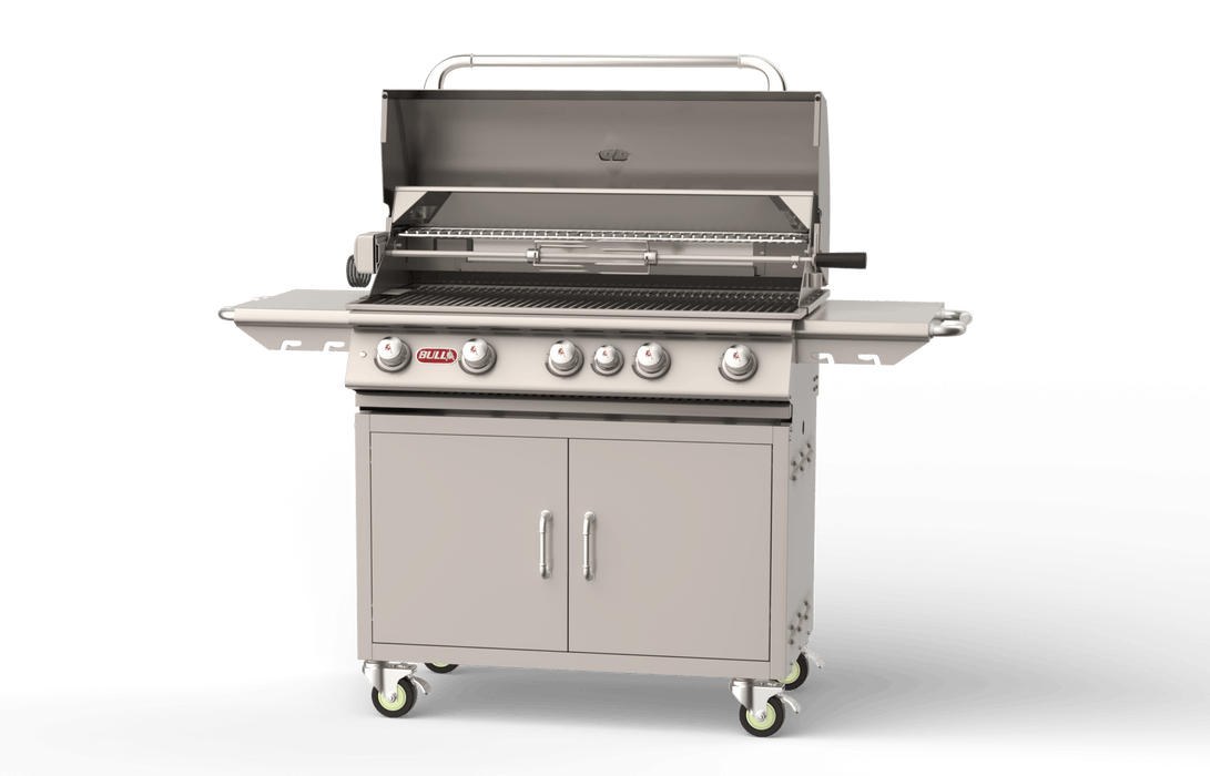 Bull BBQ Brahma with Grill Cart