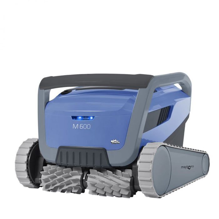 Dolphin M600 pool Cleaner