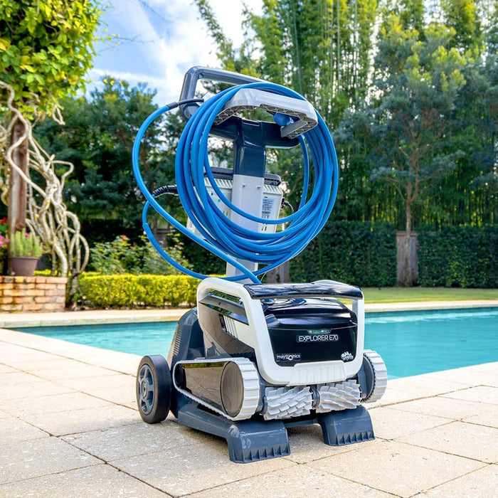 Dolphin Explorer E70