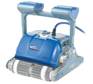 Dolphin M400 pool Cleaner