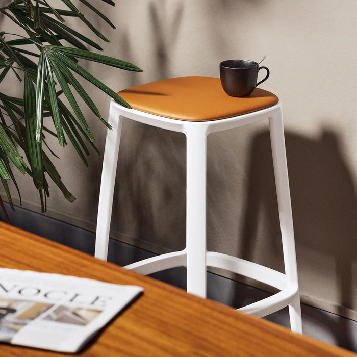 Cadrea - Counter stool