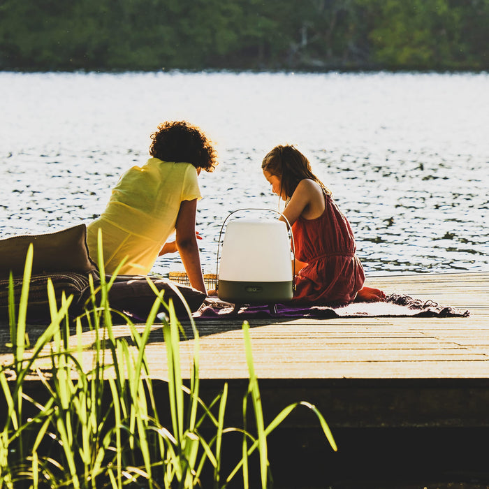 Enjoy music and ambiance with the Lite-up Play, a portable LED lamp and speaker with stylish design in petroleum, earth, or rose.