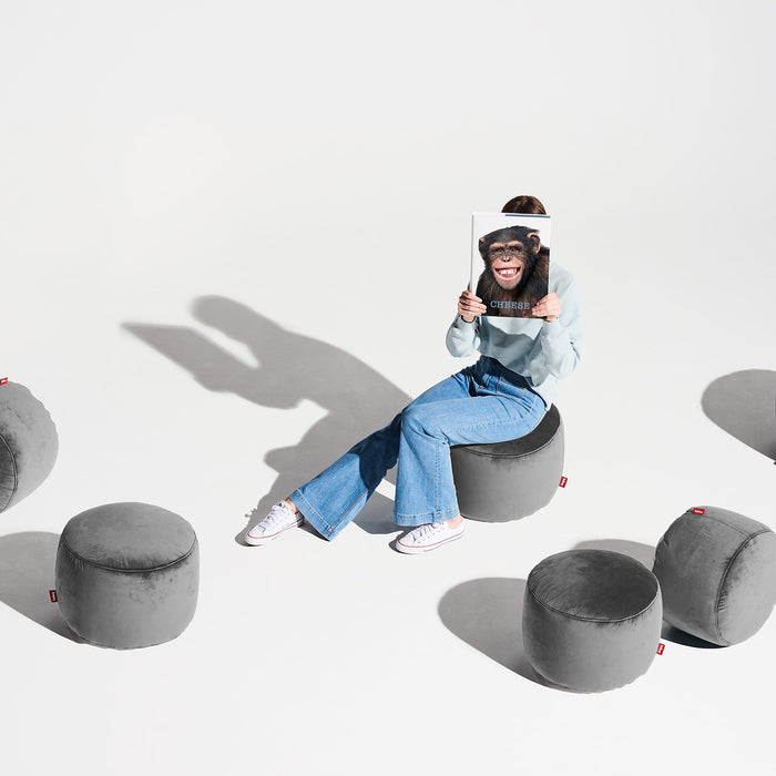 Pouf and velvet footrest Point For indoor use