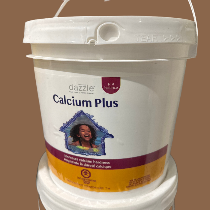 Calcium Plus 7 kg pour piscine, grand format pour augmenter la dureté calcique et réduire la corrosion et l’usure des surfaces.