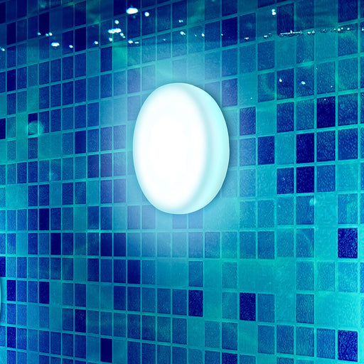 Transform your pool with Papaya 12 BATTERY: wireless, IP68 waterproof, 32-hour life, and a remote to select from myriad colors and modes.