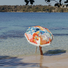 Charger l&#39;image dans la galerie, Make a statement at the beach or poolside with the Premium Beach Umbrella.
