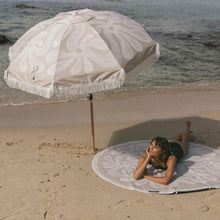 Charger l&#39;image dans la galerie, Elevate your outdoor style with the Premium Beach Umbrella by Basil Bangs
