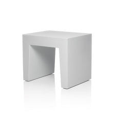 Charger l&#39;image dans la galerie, Concrete Seat light grey  -  Outdoor Chairs  by  Fatboy
