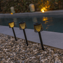 Load image into Gallery viewer, Set of 4 Gretita lamps: Illuminate your home or garden wirelessly. Eco-friendly, battery-powered, and trendy.
