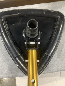 Gold triangle vacuum cleaner head